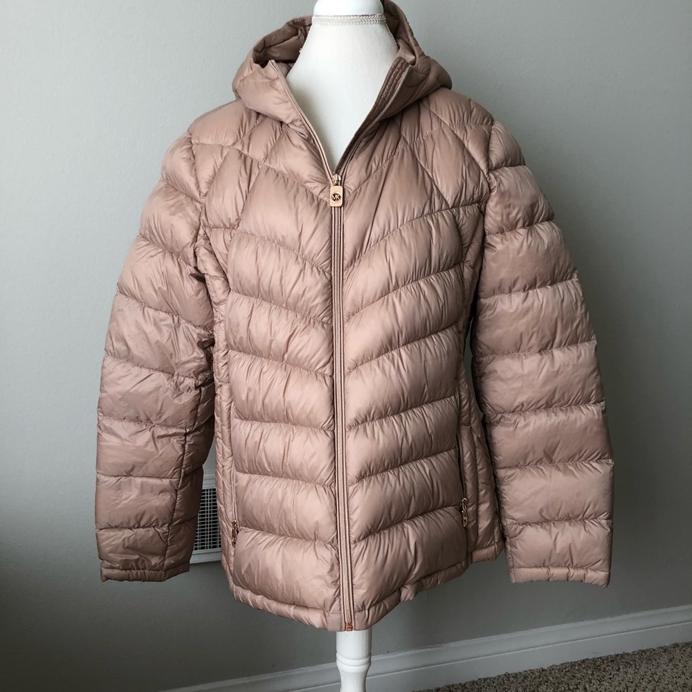 MICHAEL Michael Kors Hooded Packable Down Jacket
